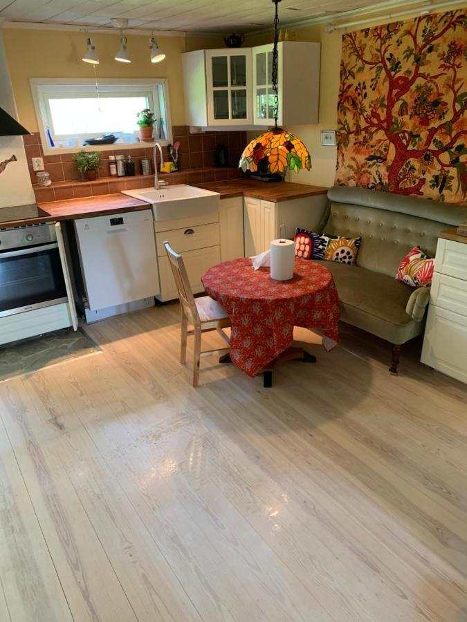 Martebo Bed & Breakfast Tingstade Екстер'єр фото